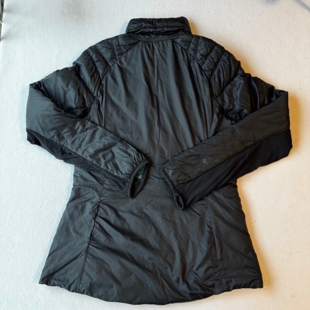 Lululemon Womens Run Turn Around Reversible Down Jacket in black and teal Sz 8 - Picture 9 of 11